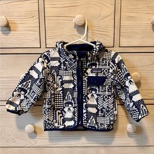 Baby Patagonia 6-12M light weight jacket. Excellent condition